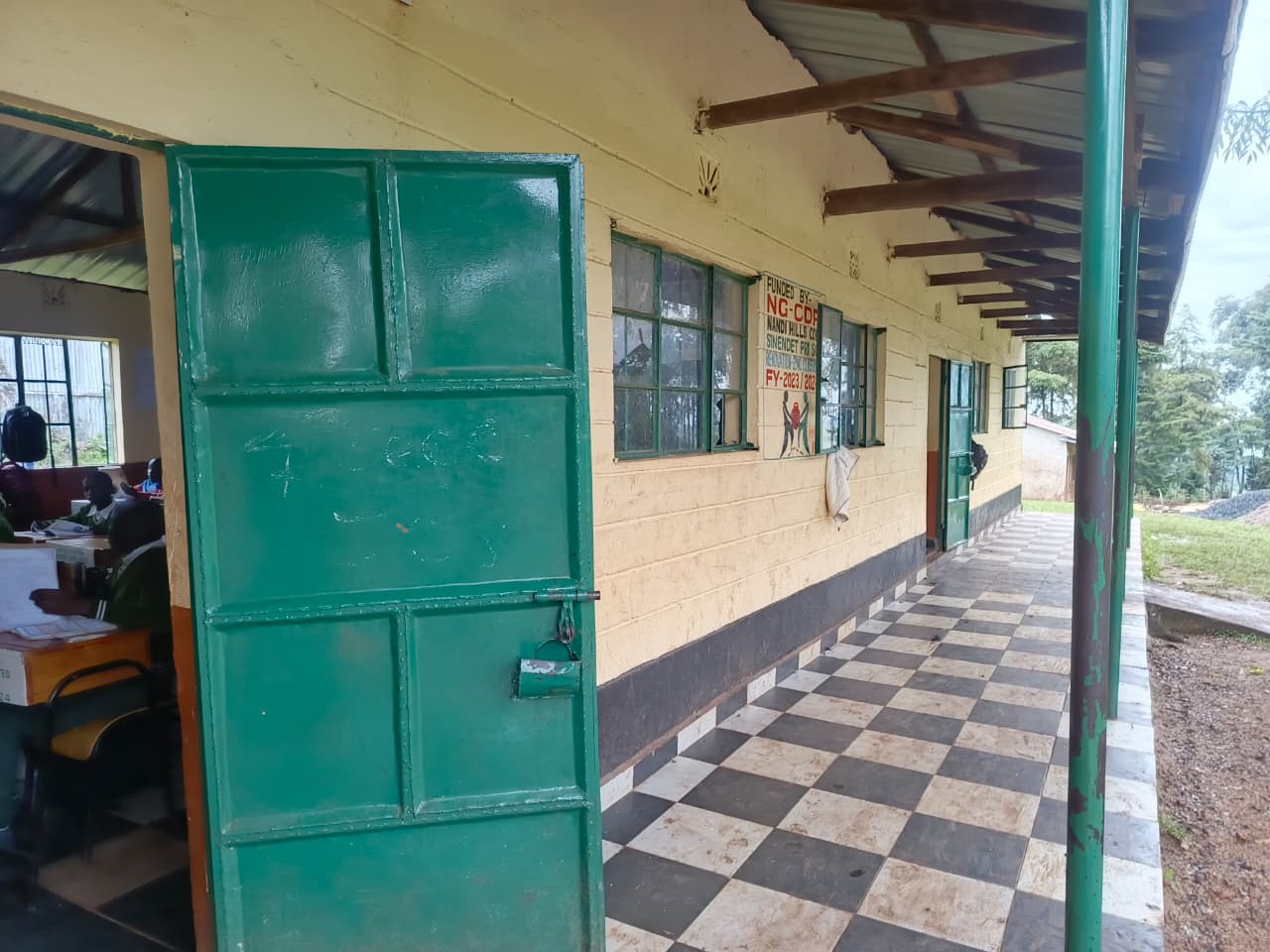 SINENDET PRIMARY SCHOOL